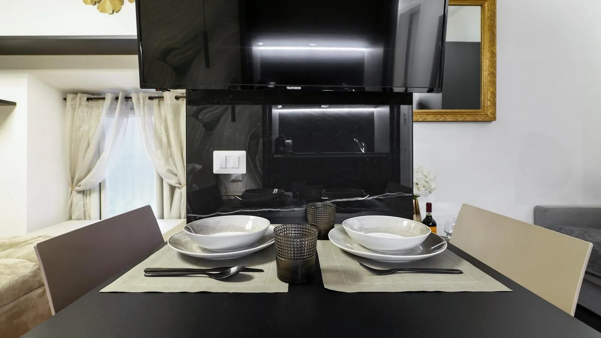 Center Luxury Flat B Apartman Milánó